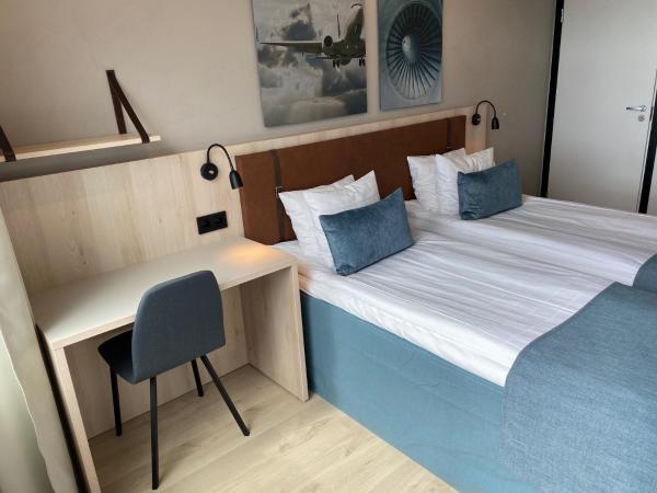 Pilot Airport Hotel : photo 10 de la chambre chambre lits jumeaux confort