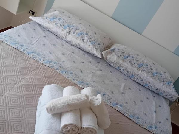 Vama House : photo 6 de la chambre chambre triple avec balcon