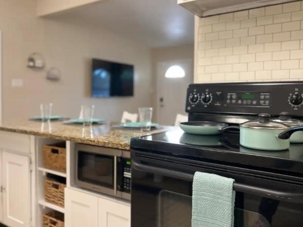 Restful Sleep - Close to TPA : photo 6 de la chambre maison 3 chambres