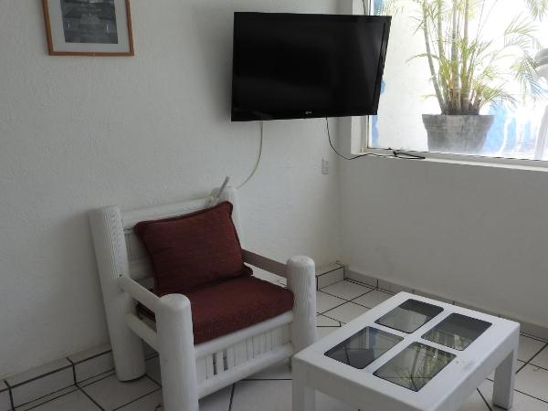 Hotel Villas Balcones de Costa Azul : photo 6 de la chambre chambre double familiale