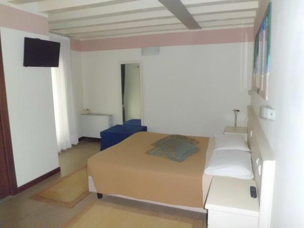 Sweet Home : photo 3 de la chambre chambre double ou lits jumeaux avec salle de bains