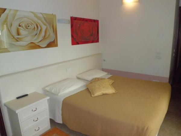 Sweet Home : photo 7 de la chambre chambre double ou lits jumeaux avec salle de bains