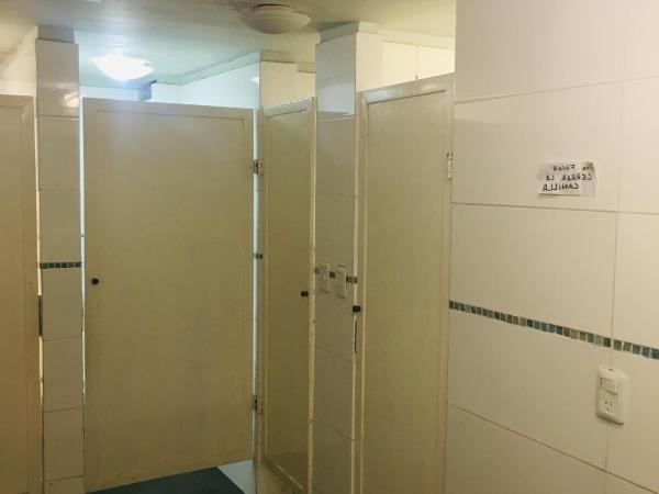 Hotel Chipre : photo 10 de la chambre chambre double standard avec salle de bains commune