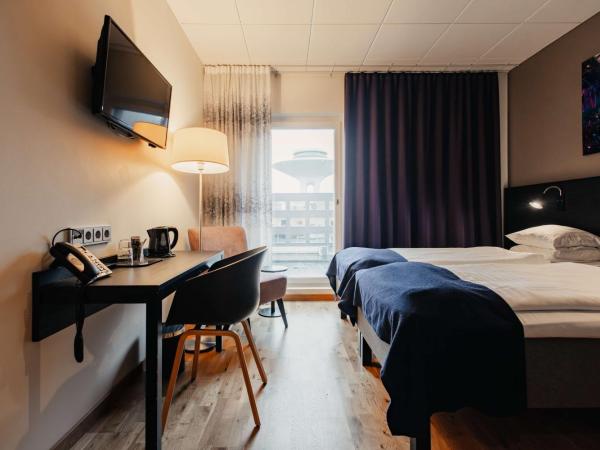 Best Western Malmo Arena Hotel : photo 3 de la chambre chambre double ou lits jumeaux basique