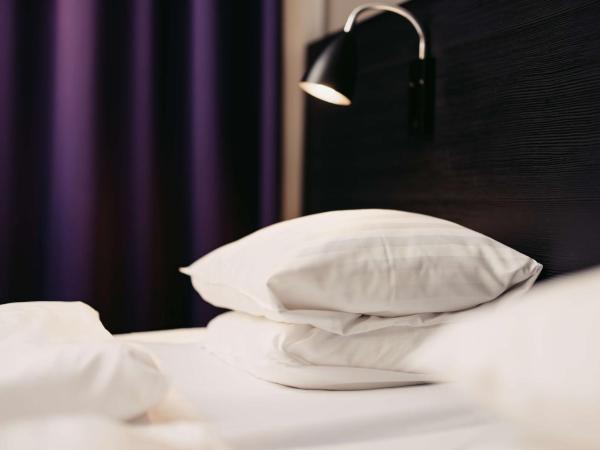Best Western Malmo Arena Hotel : photo 4 de la chambre chambre double ou lits jumeaux basique
