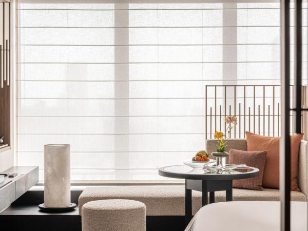 Four Seasons Hotel Osaka : photo 2 de la chambre chambre lit king-size supérieure