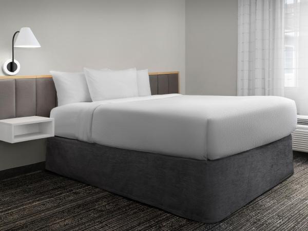 TownePlace Suites Sacramento Cal Expo : photo 6 de la chambre suite 1 chambre lit queen-size avec canapé-lit