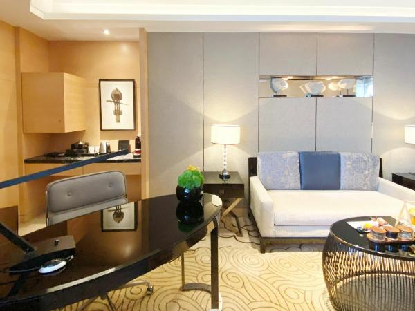 Crowne Plaza Xi'an, an IHG Hotel : photo 3 de la chambre one-bedroom suite lounge access