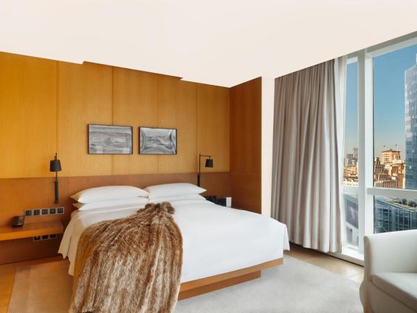The Shanghai EDITION : photo 1 de la chambre chambre de luxe lit king-size