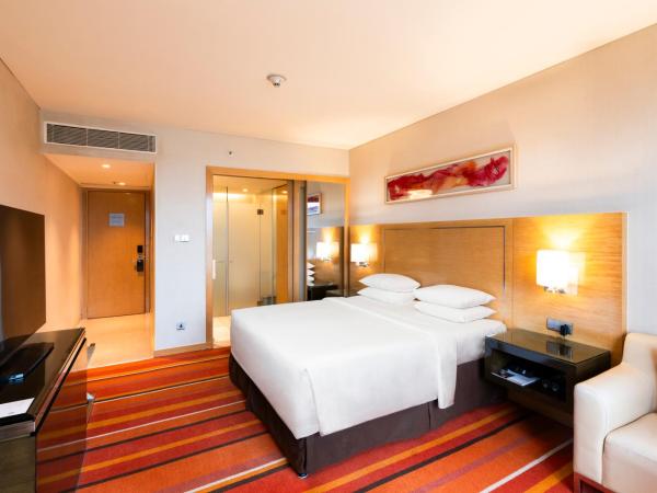 Courtyard by Marriott Pune Hinjewadi : photo 1 de la chambre chambre lit king-size de luxe - non-fumeurs