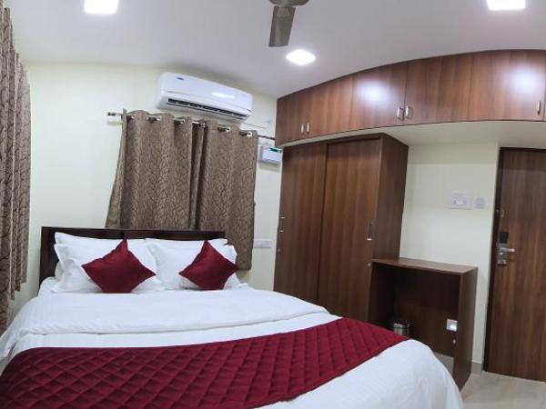 Hotel NJ Residency : photo 7 de la chambre chambre lit queen-size deluxe