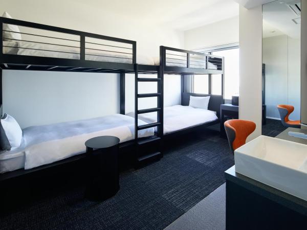 sequence SUIDOBASHI - Tokyo : photo 1 de la chambre private room with bunk beds (4 adults) - with bathtub