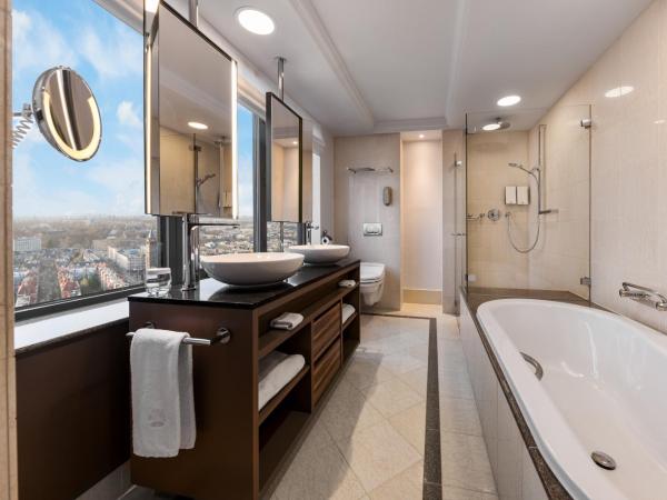 Hotel Okura Amsterdam - The Leading Hotels of the World : photo 4 de la chambre suite junior panorama