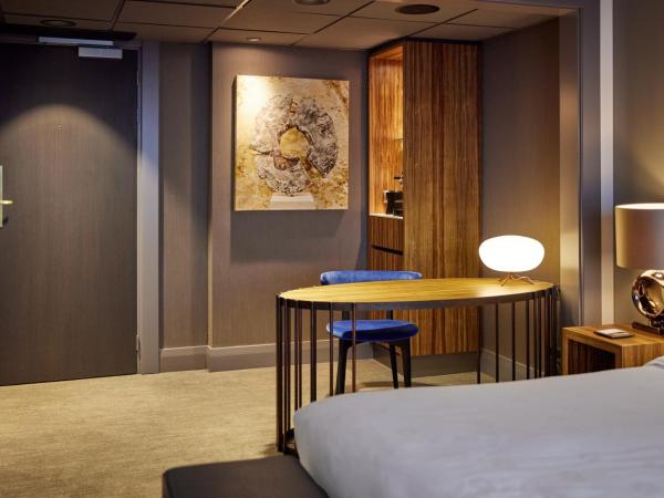 Hotel Okura Amsterdam - The Leading Hotels of the World : photo 2 de la chambre chambre lit king-size panorama