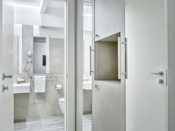 Hotel Italia : photo 6 de la chambre suite