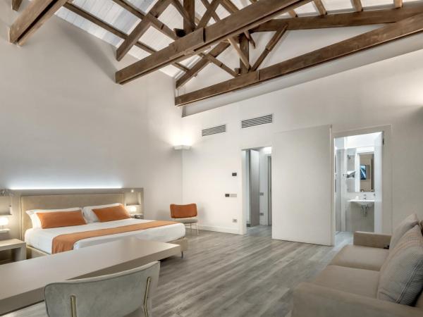 Hotel Italia : photo 1 de la chambre suite