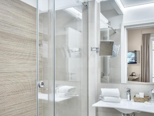 Hotel Italia : photo 5 de la chambre suite