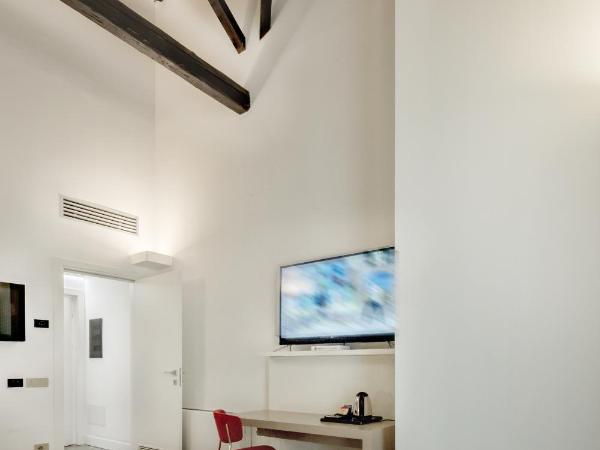Hotel Italia : photo 2 de la chambre suite junior