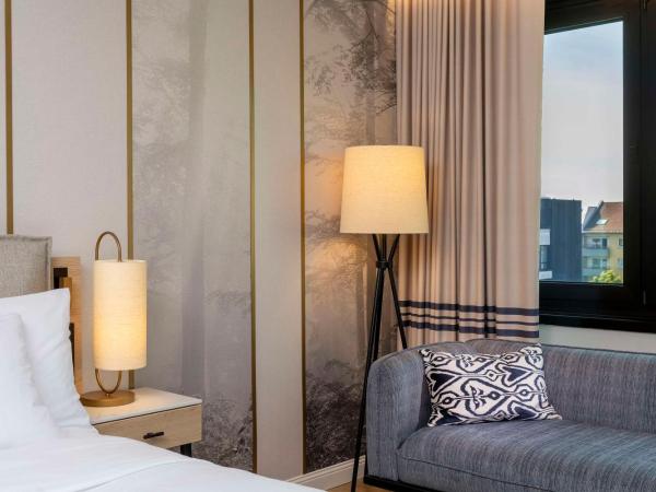 DoubleTree by Hilton Berlin Ku'damm : photo 3 de la chambre chambre lit king-size deluxe