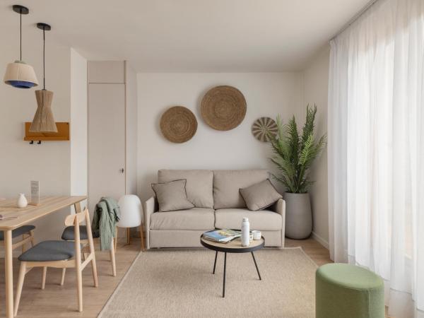 Líbere Barcelona Sant Antoni : photo 9 de la chambre appartement avec terrasse