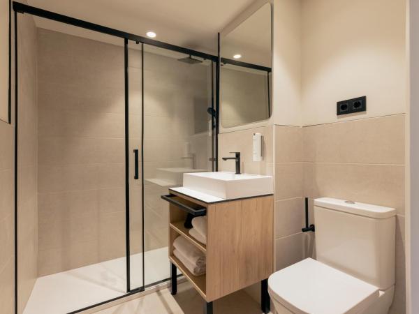 Líbere Barcelona Sant Antoni : photo 4 de la chambre studio