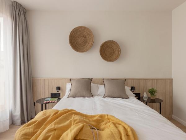 Líbere Barcelona Sant Antoni : photo 4 de la chambre appartement avec terrasse