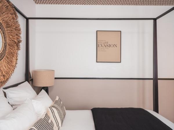 Maisons du Monde Hôtel & Suites - La Rochelle Vieux Port : photo 7 de la chambre chambre cosy