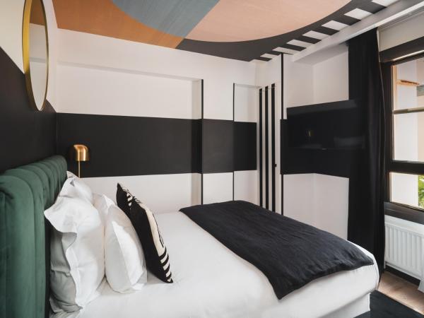 Maisons du Monde Hôtel & Suites - La Rochelle Vieux Port : photo 4 de la chambre chambre cosy