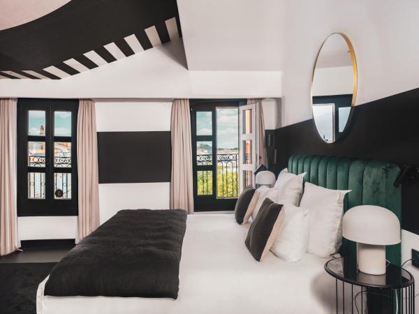 Maisons du Monde Hôtel & Suites - La Rochelle Vieux Port : photo 2 de la chambre suite junior