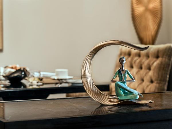 Oaks Ibn Battuta Gate Dubai : photo 9 de la chambre two-bedroom royal suite with free shuttle bus to public beach