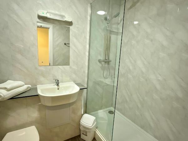 Britannia Inn Glasgow : photo 1 de la chambre chambre lits jumeaux