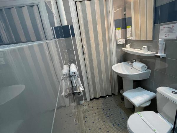 Hotel De France : photo 4 de la chambre chambre double standard