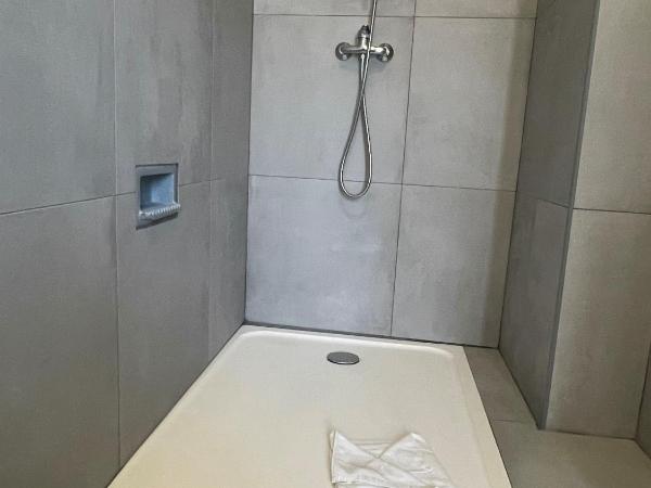 Hotel De France : photo 6 de la chambre chambre double classique