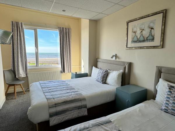 Craig-y-Don : photo 1 de la chambre chambre triple standard - vue sur mer