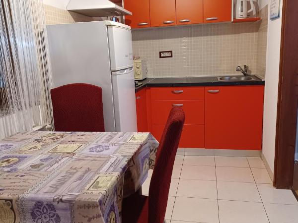 Apartments Villa Adamović : photo 9 de la chambre studio avec terrasse