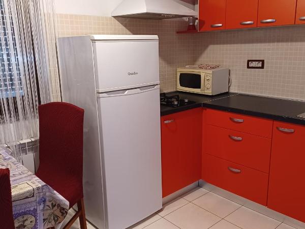 Apartments Villa Adamović : photo 8 de la chambre studio avec terrasse