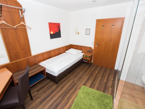 Hotel am Friedensplatz : photo 3 de la chambre chambre simple standard