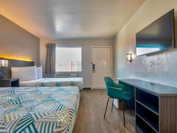 Motel 6-Albuquerque, NM - Carlisle : photo 1 de la chambre chambre quadruple