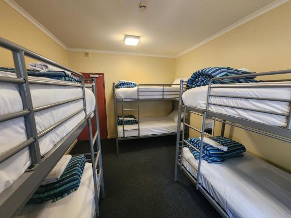 Pinewood Lodge : photo 1 de la chambre lit simple dans dortoir mixte