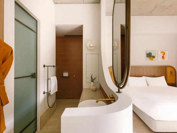 Basq House : photo 4 de la chambre chambre sur la piscine