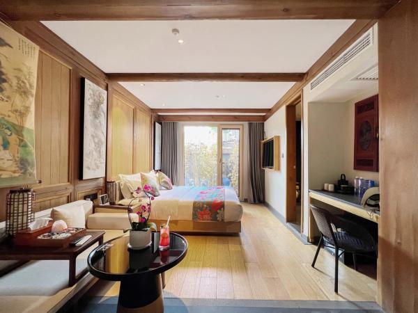 北京悦明元星空白塔景观四合院民宿 : photo 10 de la chambre chambre double deluxe