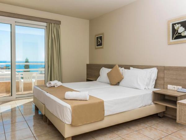 Porto Greco Village Beach Hotel : photo 5 de la chambre chambre double standard - vue sur mer