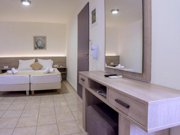 Porto Greco Village Beach Hotel : photo 4 de la chambre chambre double deluxe