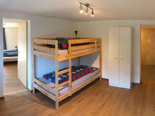 BnB Fellacher : photo 1 de la chambre chambre familiale avec salle de bains