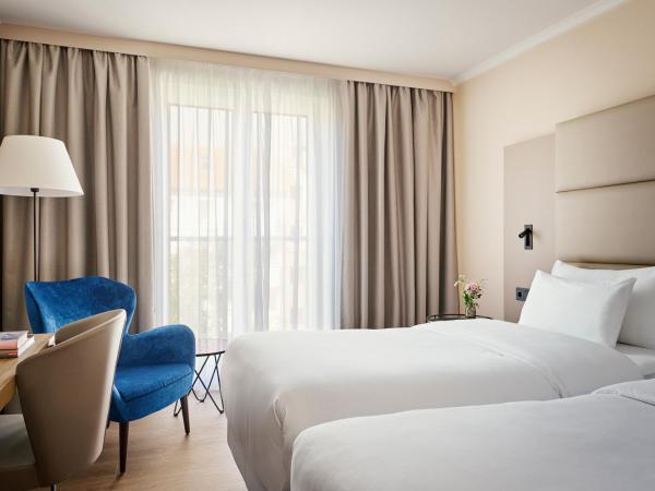 NH Berlin Kurfürstendamm : photo 3 de la chambre chambre double ou lits jumeaux supérieure