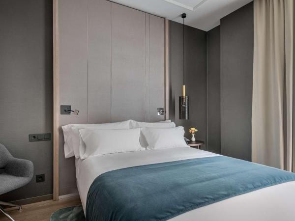 NH Collection Madrid Gran Vía : photo 4 de la chambre chambre double ou lits jumeaux supérieure