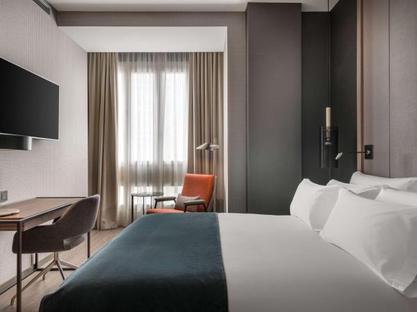 NH Collection Madrid Gran Vía : photo 4 de la chambre chambre double ou lits jumeaux premium – vue sur gran via
