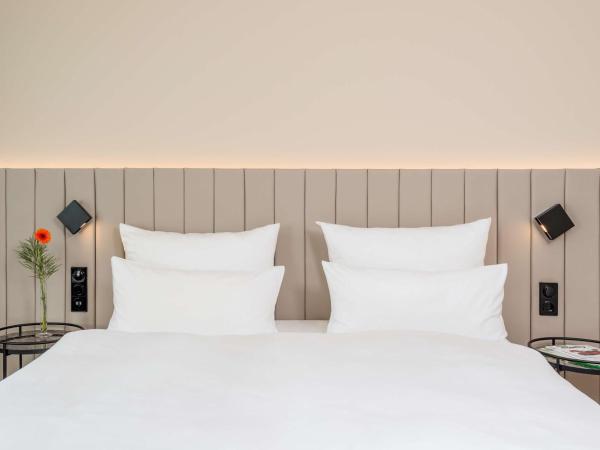 NH Köln Altstadt : photo 3 de la chambre chambre double ou lits jumeaux supérieure