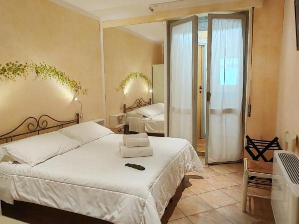 Elisart Guest House : photo 3 de la chambre chambre double ou lits jumeaux