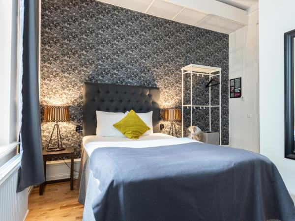 Clarion Collection Hotel Plaza : photo 1 de la chambre chambre double Économique avec dîner